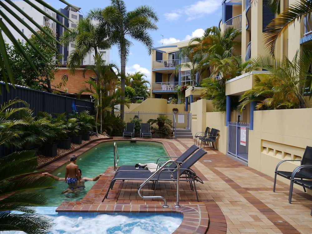 Aparthotel Portobello 3*