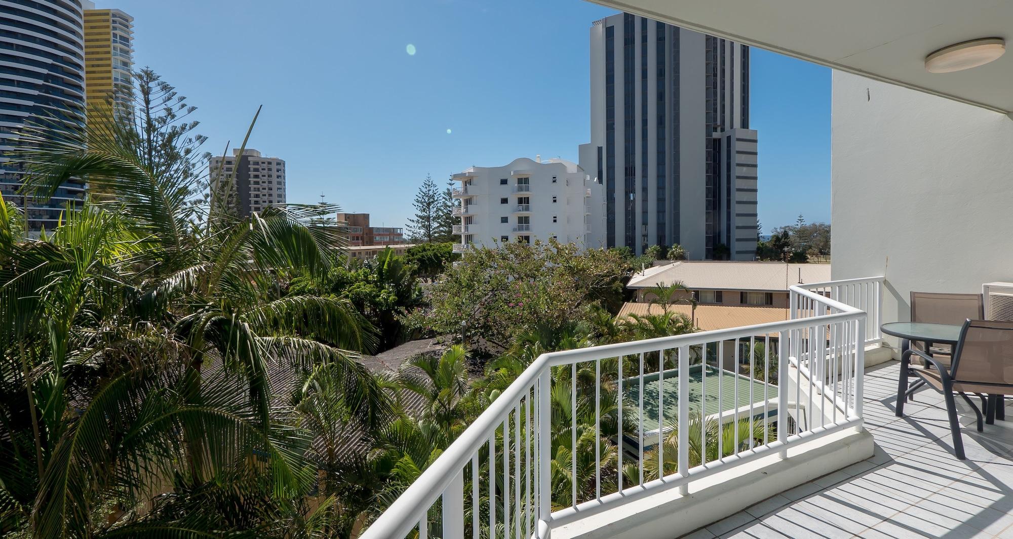 Aparthotel Santa Anne By The Sea Gold Coast