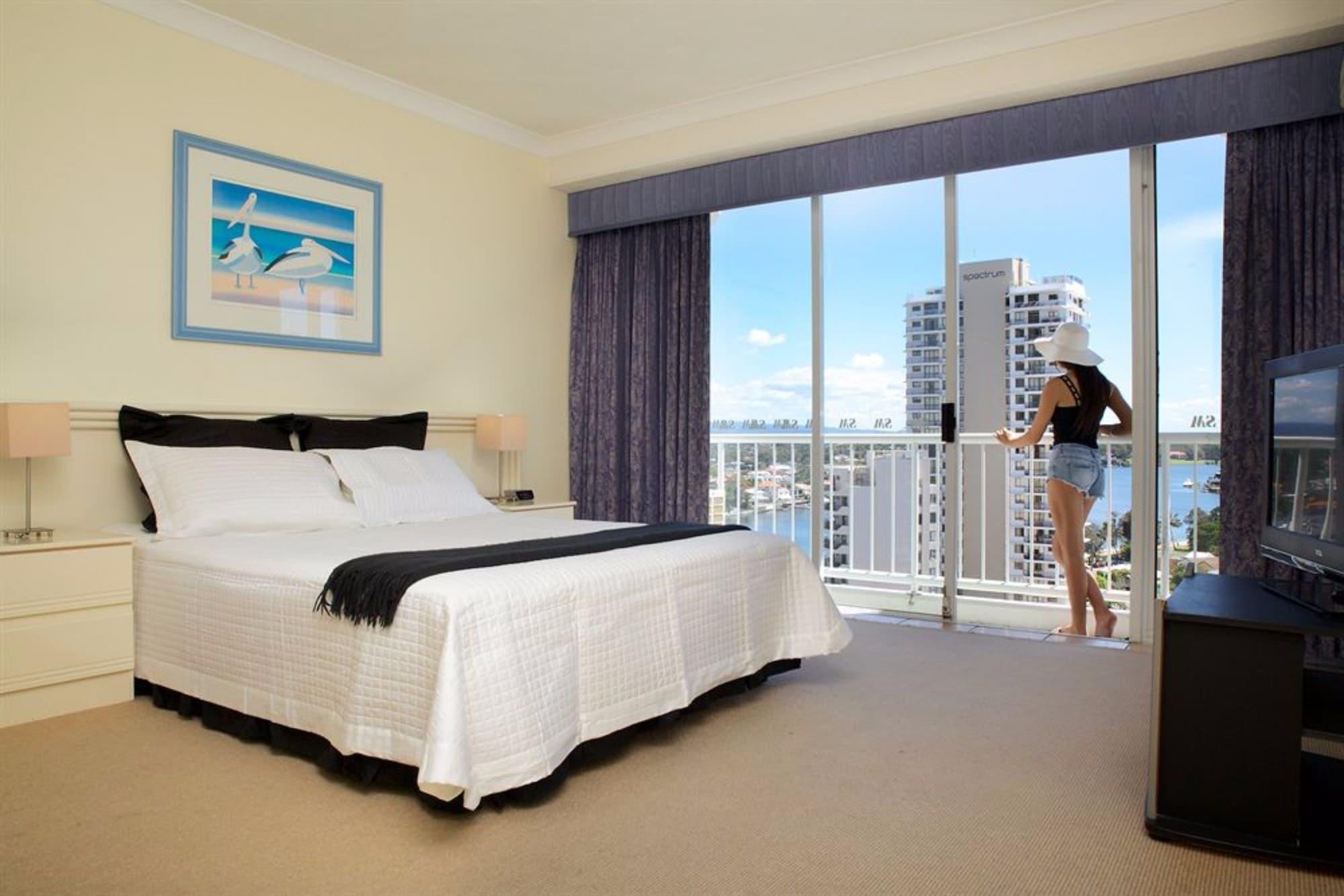 Surfers Mayfair Aparthotel