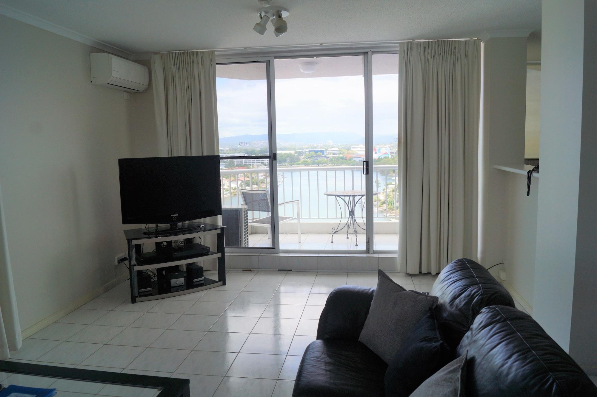 Moorings On Cavill Surfers Paradise Aparthotel Gold Coast