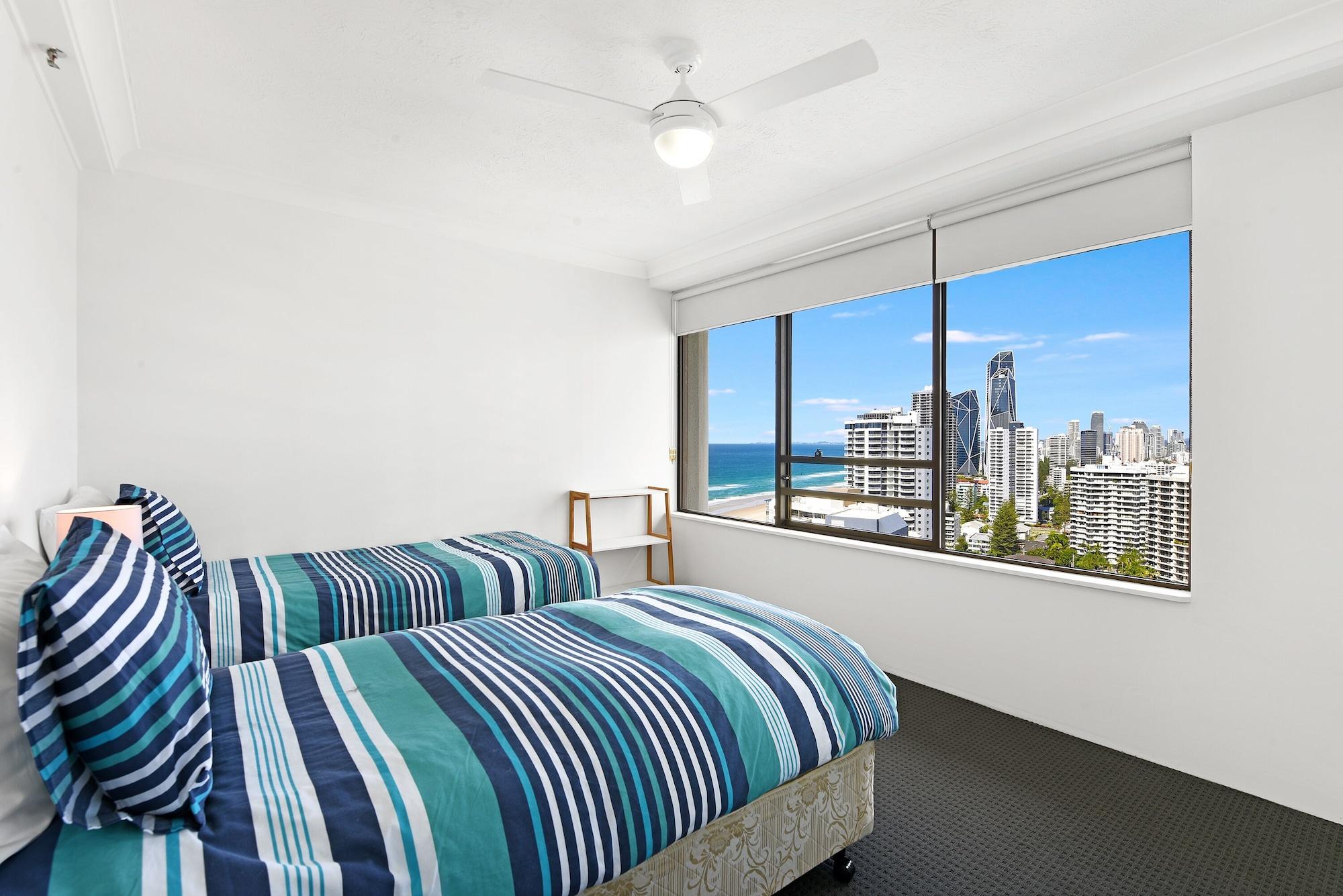 Surfers Century Oceanside Aparthotel Gold Coast