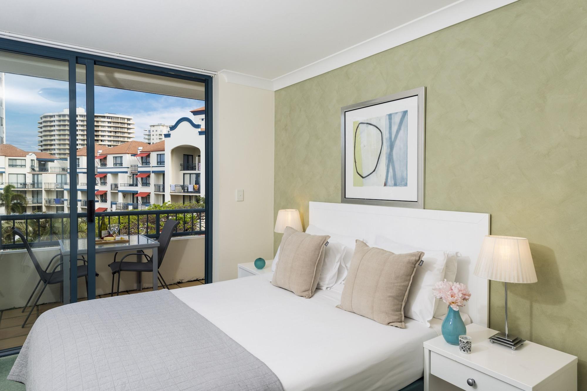 Oaks Calypso Plaza Aparthotel Gold Coast