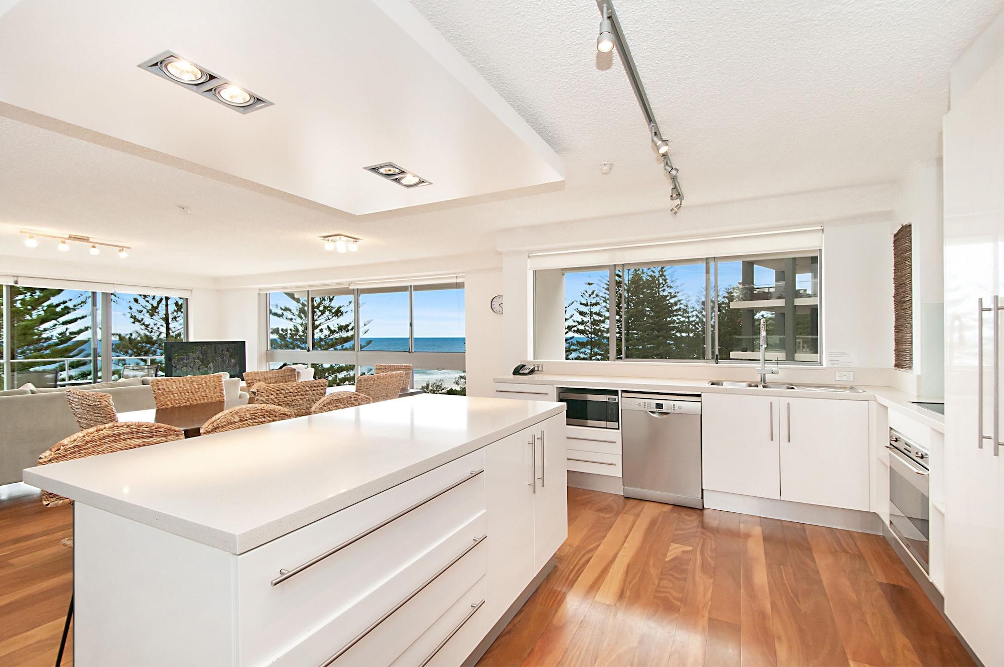 Solnamara Beachfront 4*