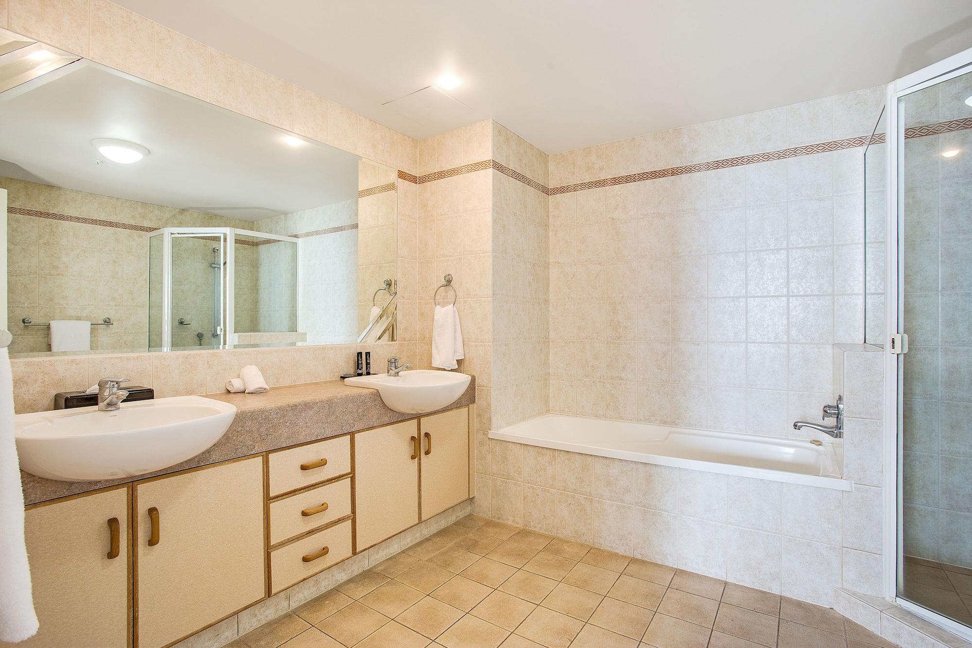 Aparthotel Mantra Sun City 4*