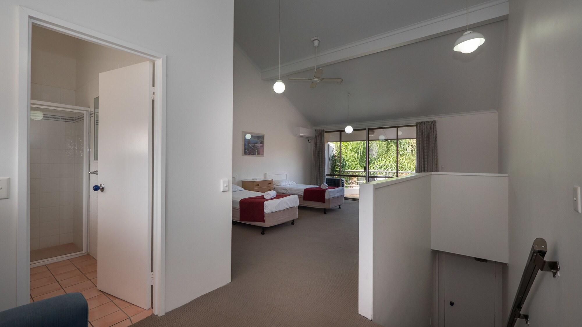 Enderley Gardens Aparthotel Gold Coast