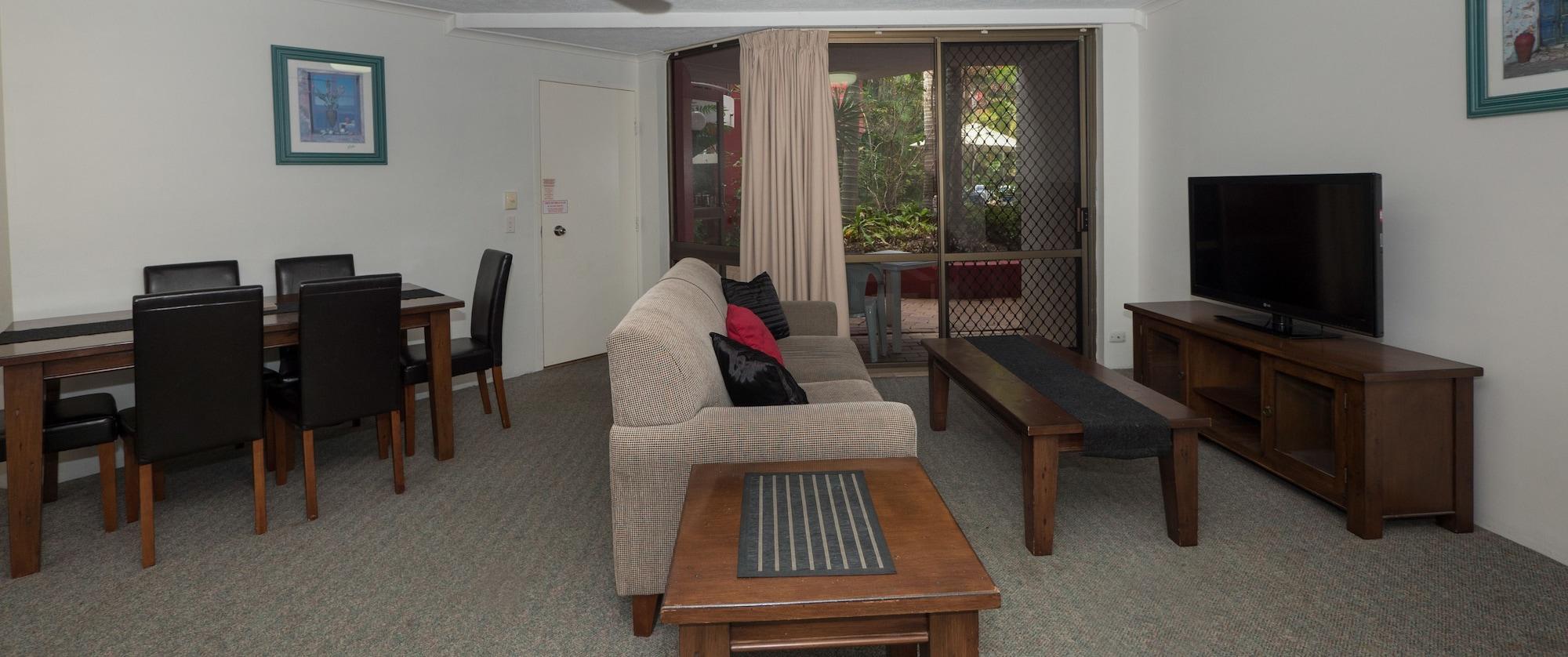 Enderley Gardens Aparthotel 3*