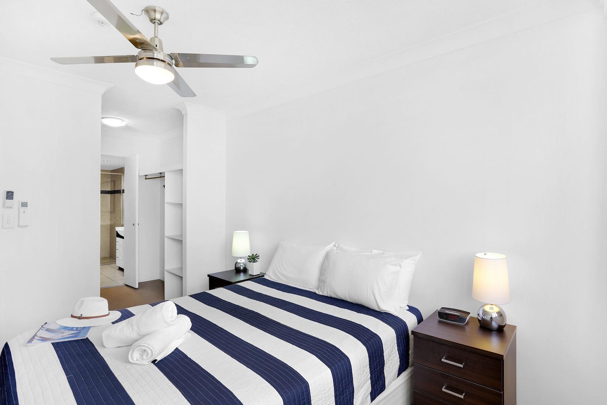 Breakers North Absolute Beachfront - Official 4*
