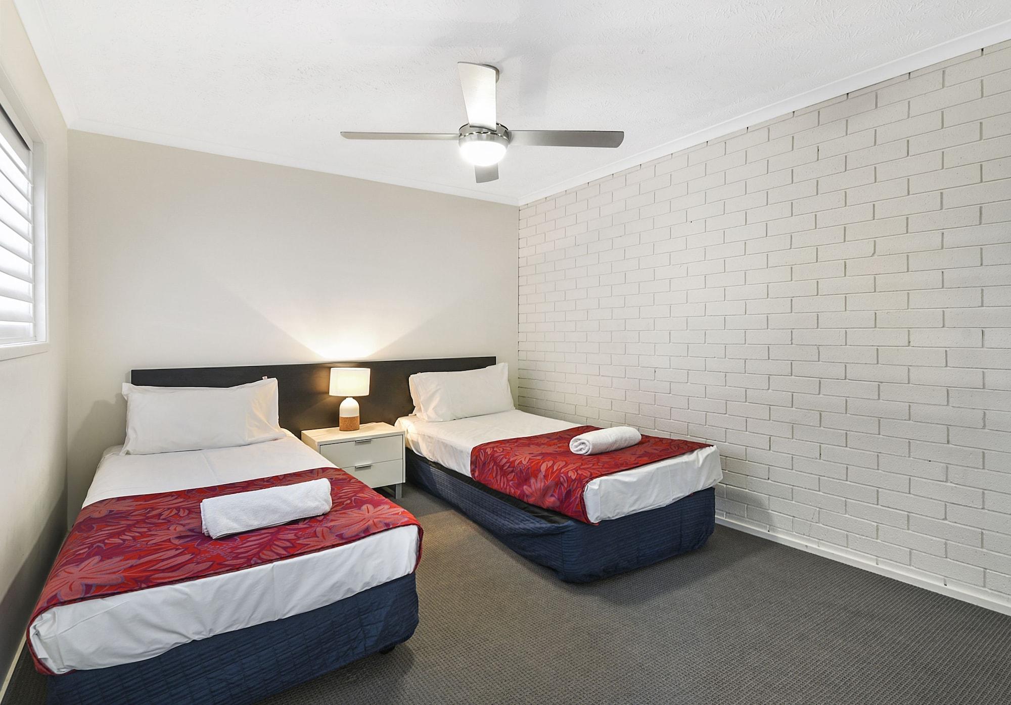 Broadbeach Travel Aparthotel 3*