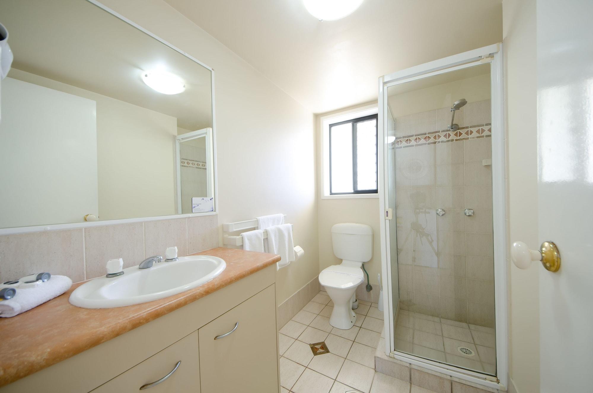 Island Aparthotel 3*