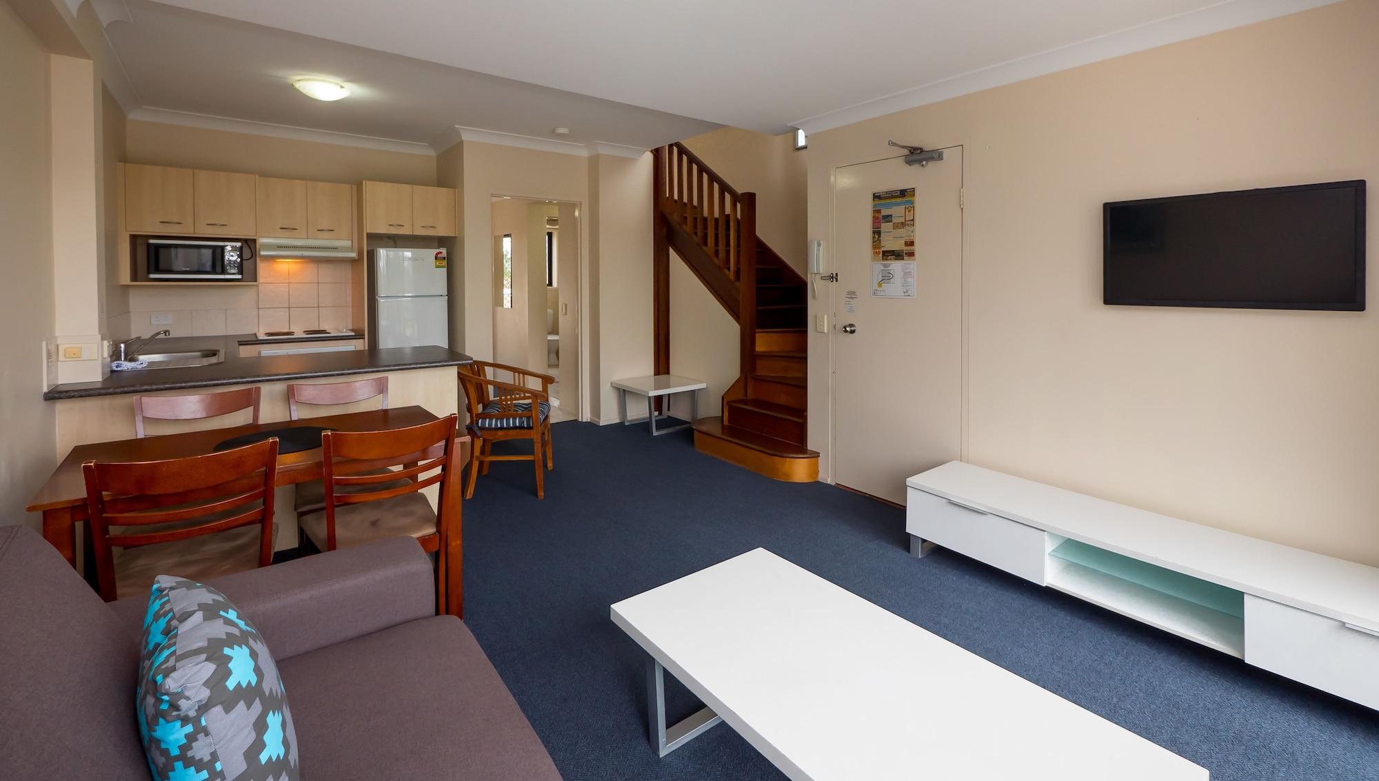 Aparthotel Island 3*