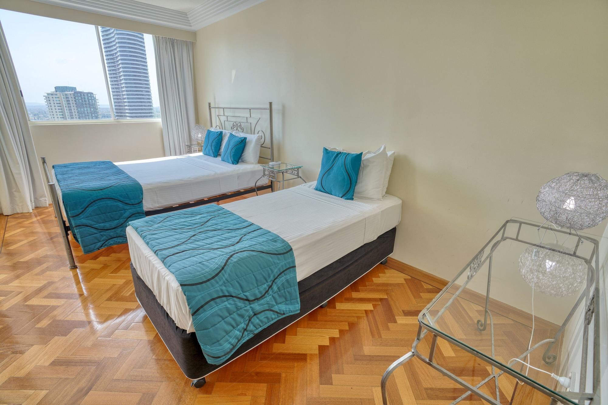 Aparthotel Carmel By The Sea Gold Coast