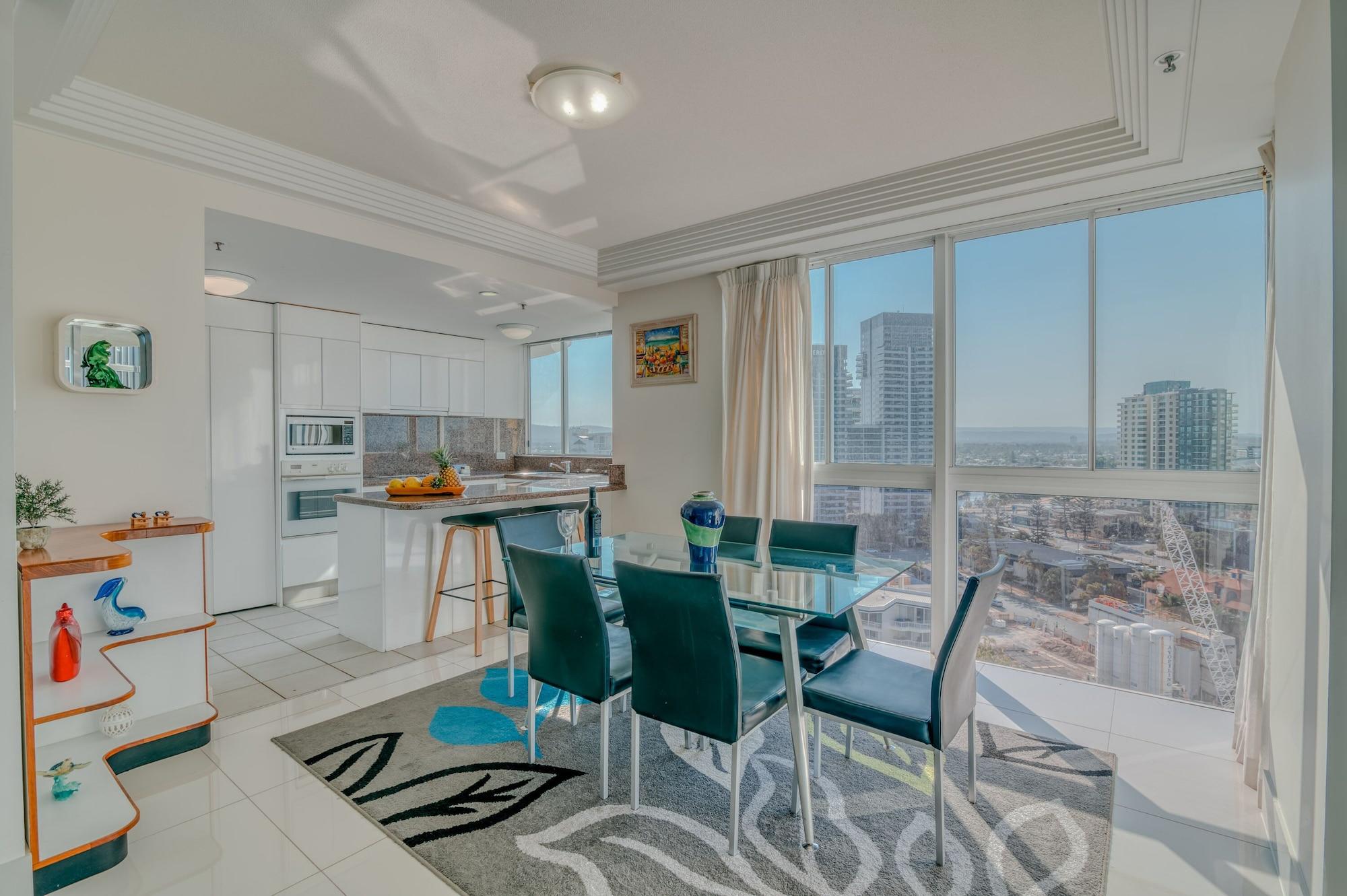 Carmel By The Sea Aparthotel Gold Coast