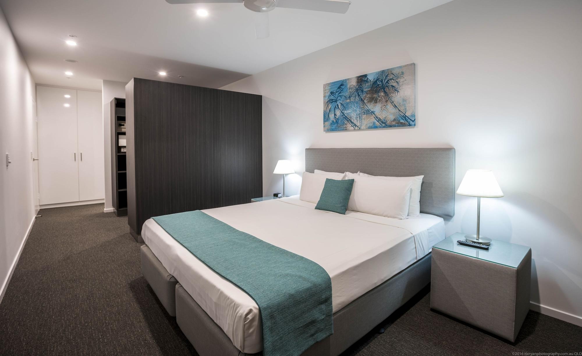 Synergy Broadbeach - Official Aparthotel 4*