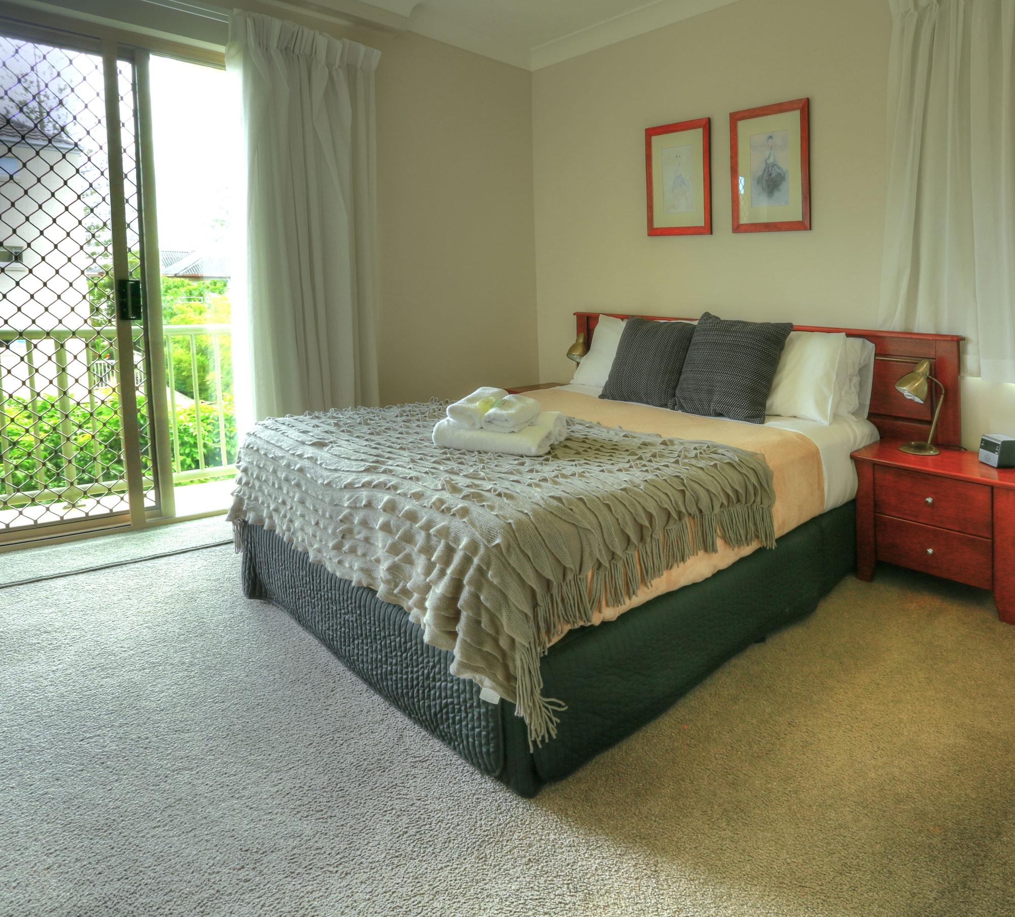 Aparthotel Bila Vista Kirra Beachside 3*