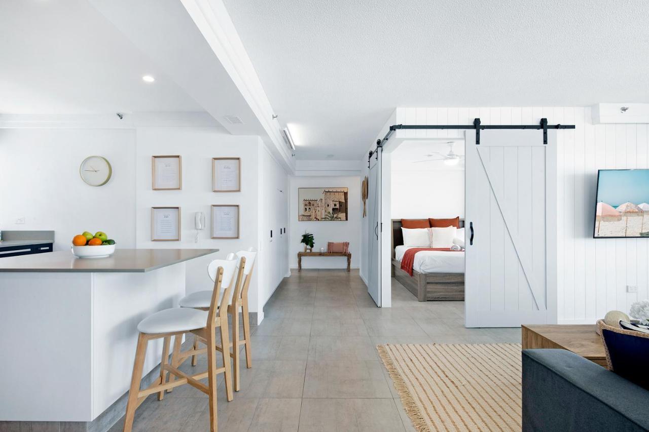 Awesome And River Views 3 Bedrooms Adobe Apartment *