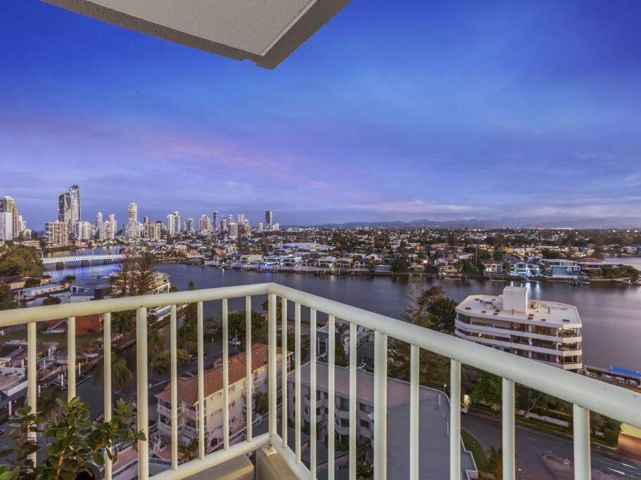 1301 The Emerald Gold Coast
