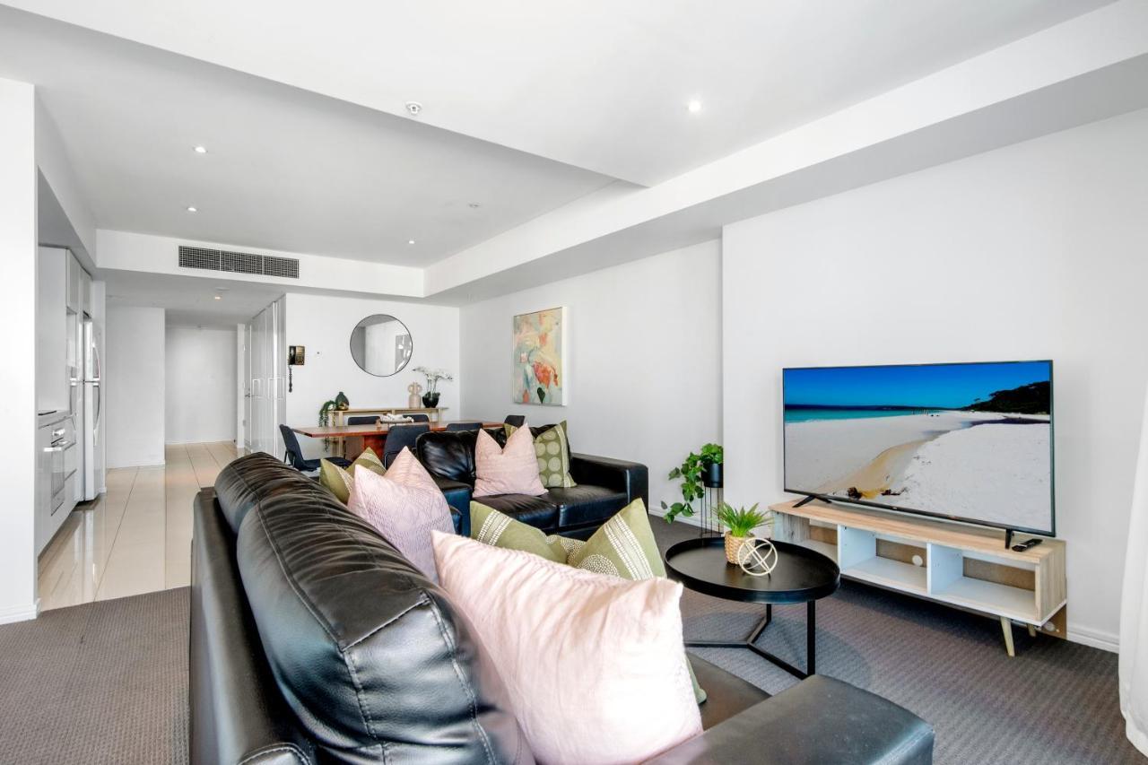 H Residences - Qstay Apartamento
