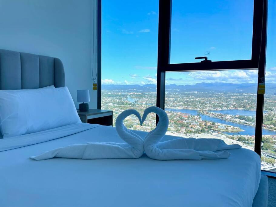 Apartment New Impressive 180° River View 1 Bed Apt With Pool 47f *