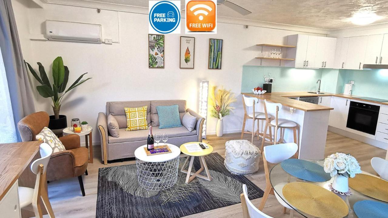 Apartment Beachside Modern In The Heart Of Surfers Paradise -free Parking Gold Coast
