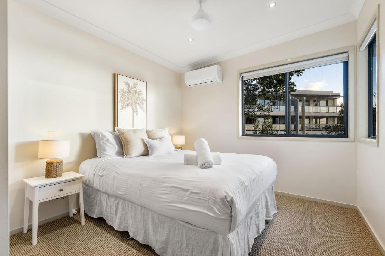 Currumbin Beachside Retreat Holiday home