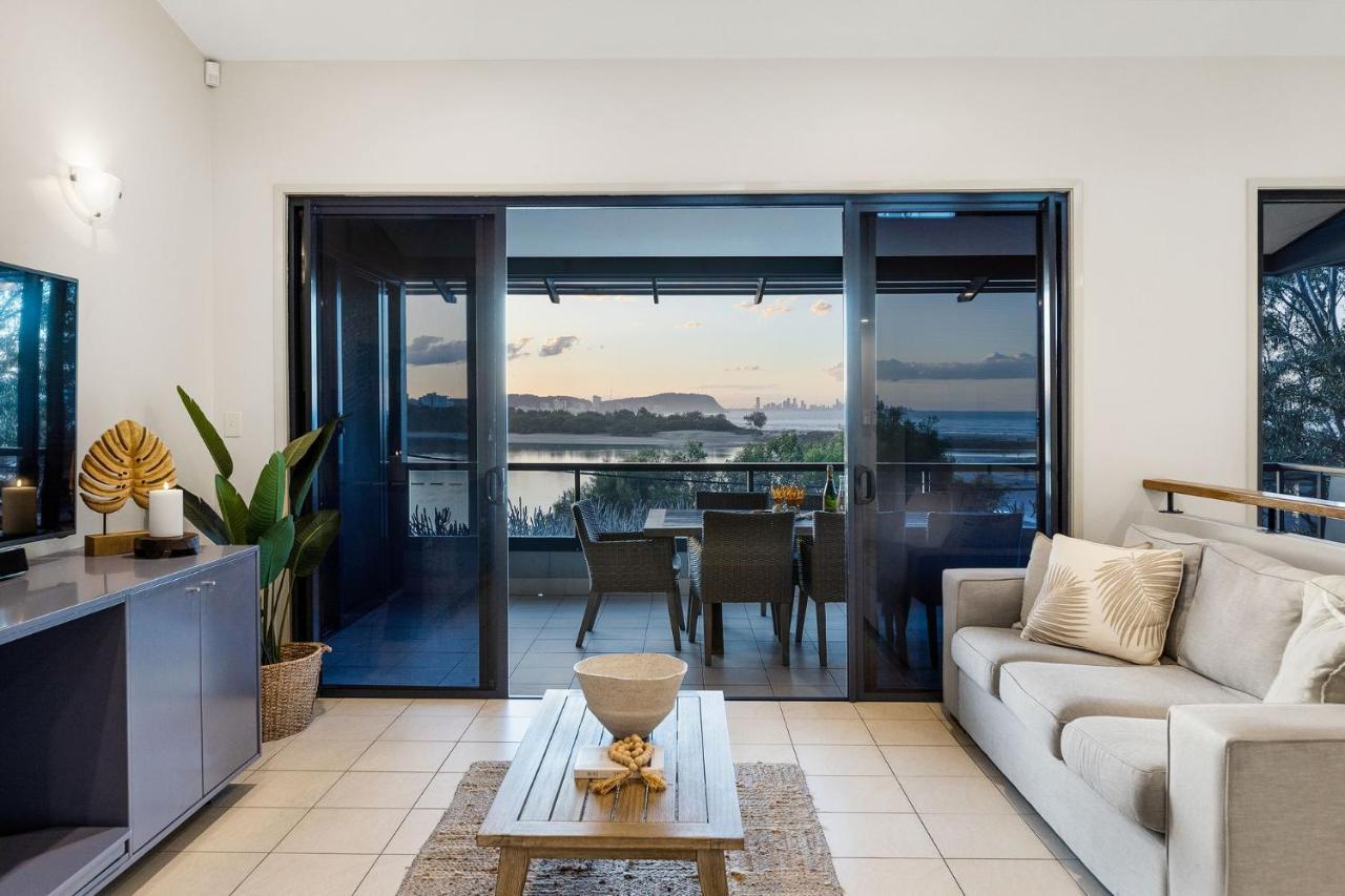 Currumbin Beachside Retreat Holiday home