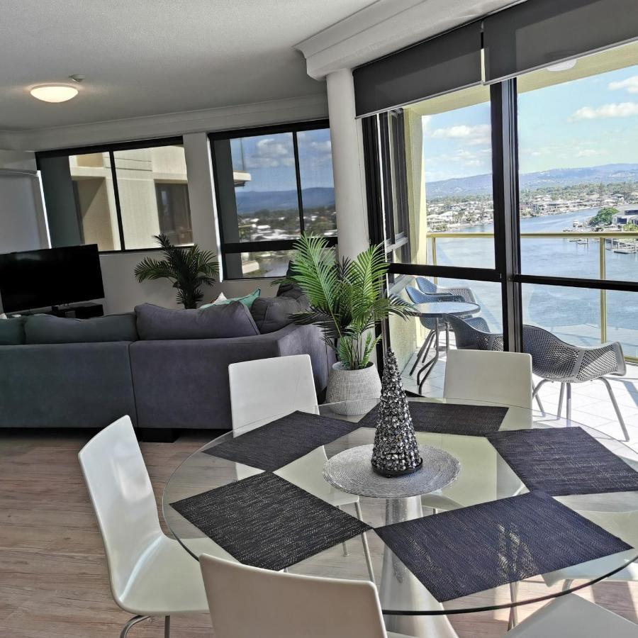 Surfers Hawaiian Aparthotel Gold Coast