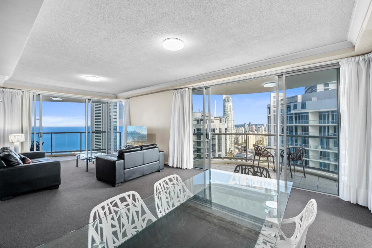 Towers Of Chevron - Private - Hosted By Coastal Letting Co. Gold Coast