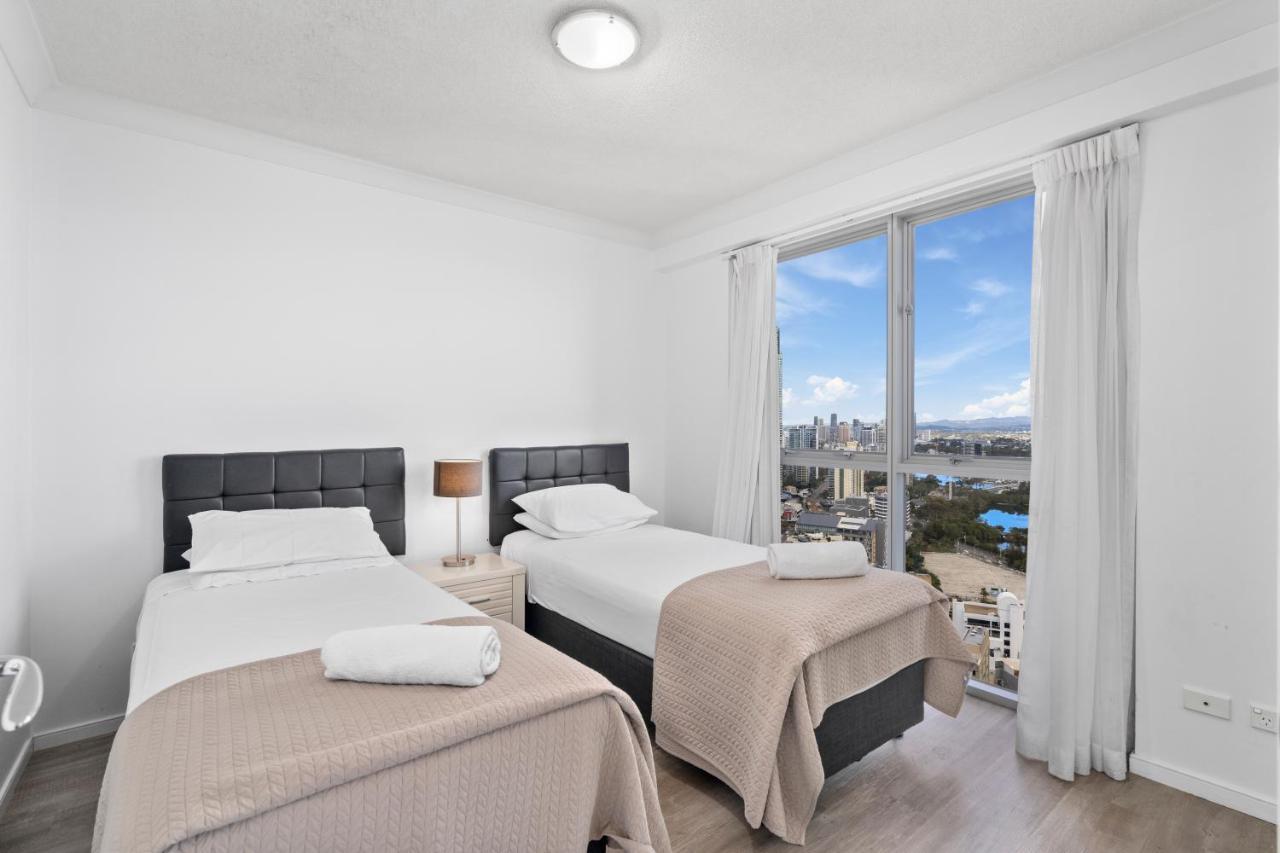 Apartment Chevron Renaissance - Private Gold Coast
