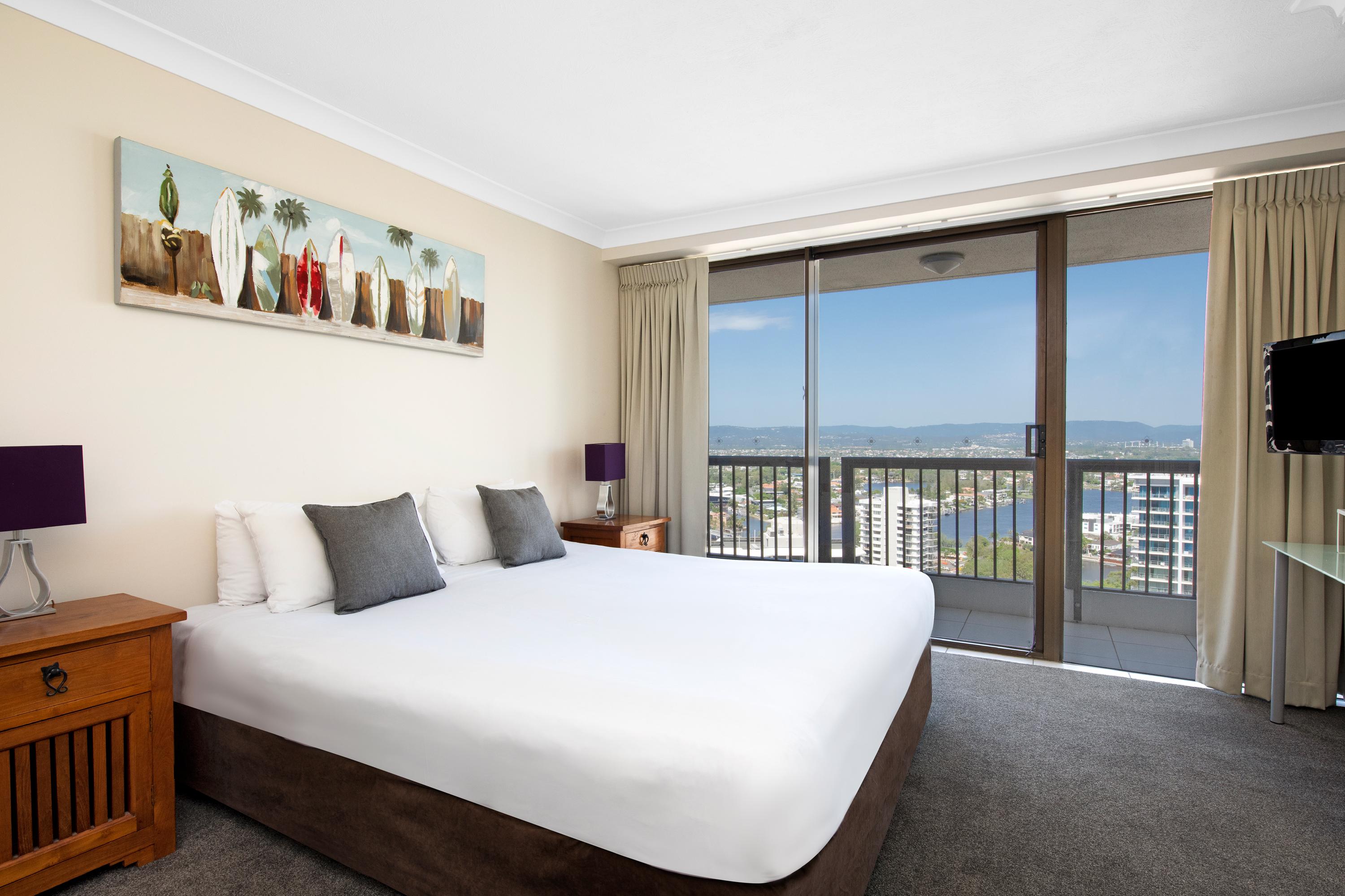 Breakfree Longbeach Aparthotel