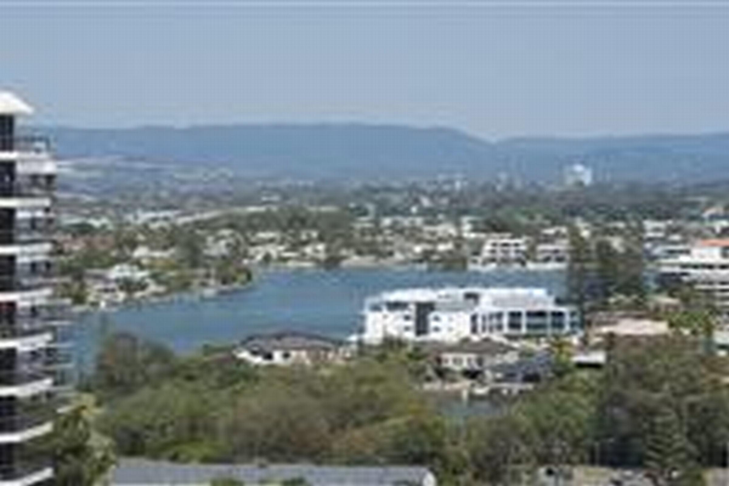 Breakfree Longbeach Aparthotel 3*