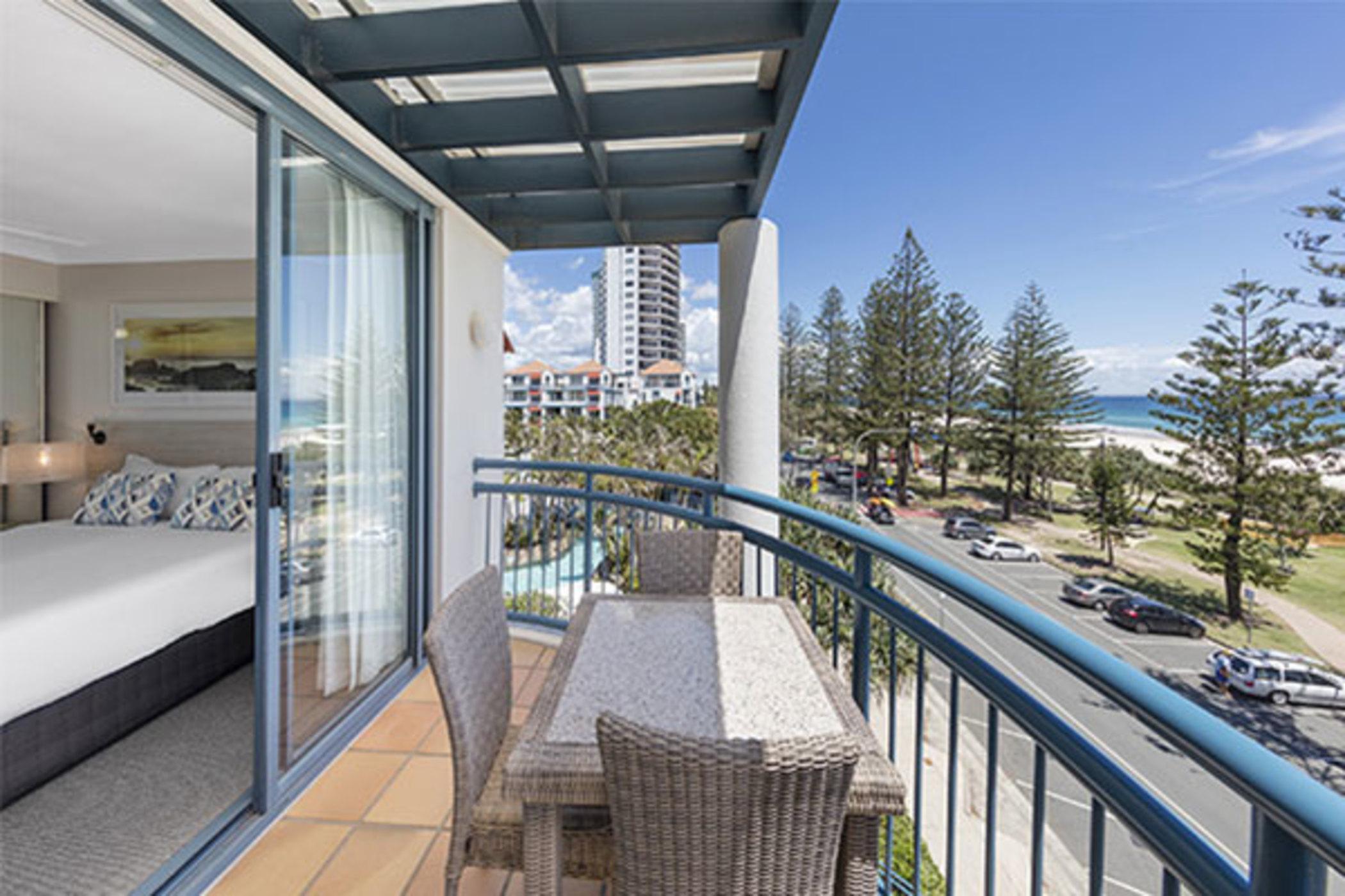 Aparthotel Oaks Calypso Plaza Gold Coast