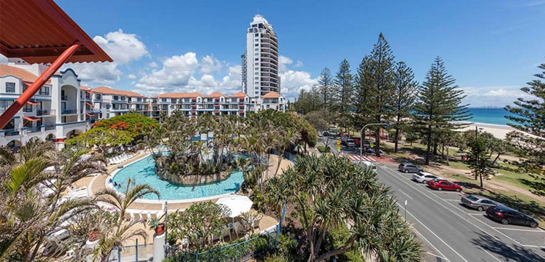 Aparthotel Oaks Calypso Plaza 4*