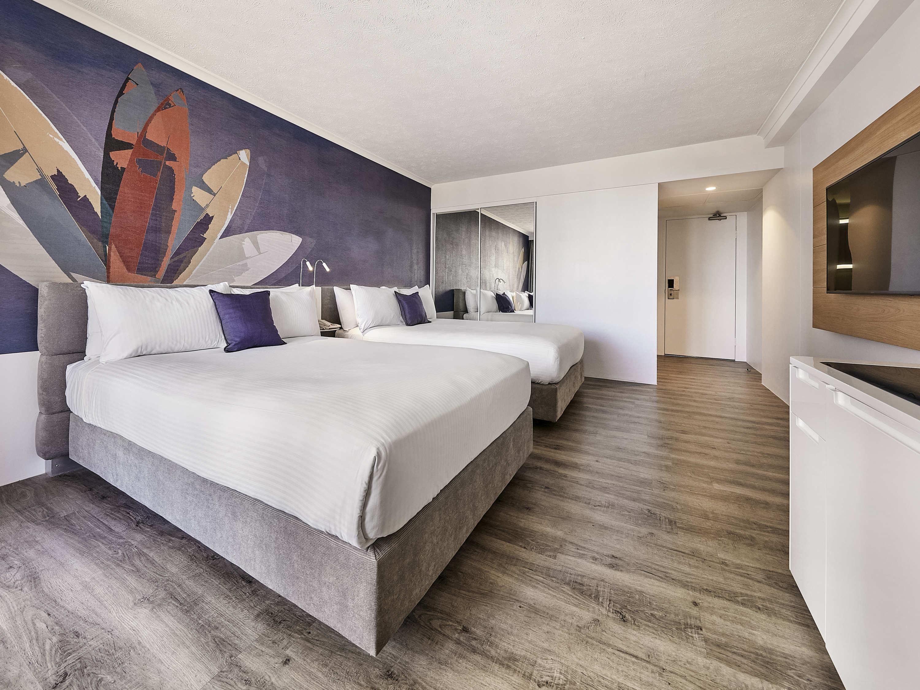 Novotel Surfers Paradise Hotel 4*