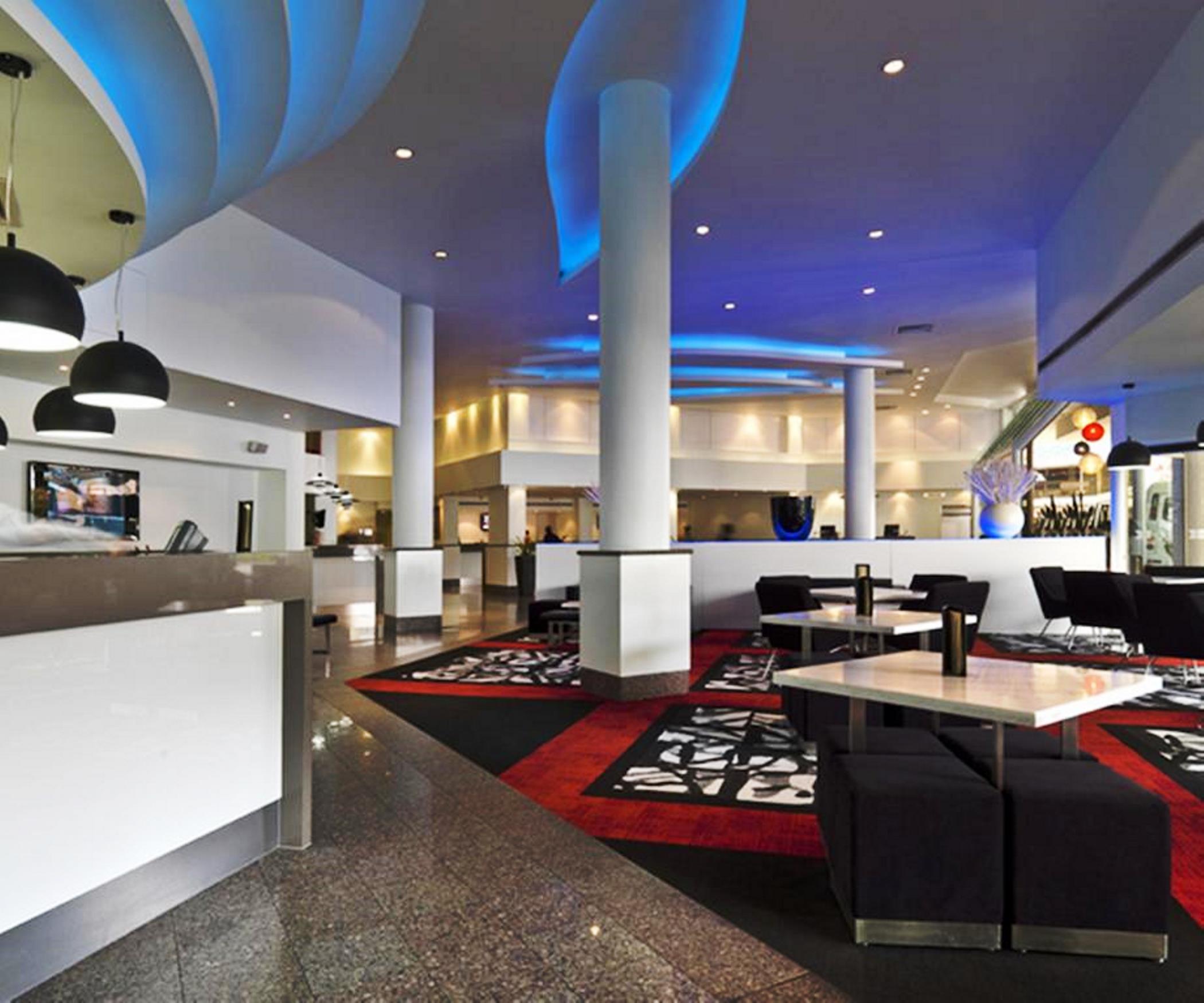 Novotel Surfers Paradise Hotel 4*
