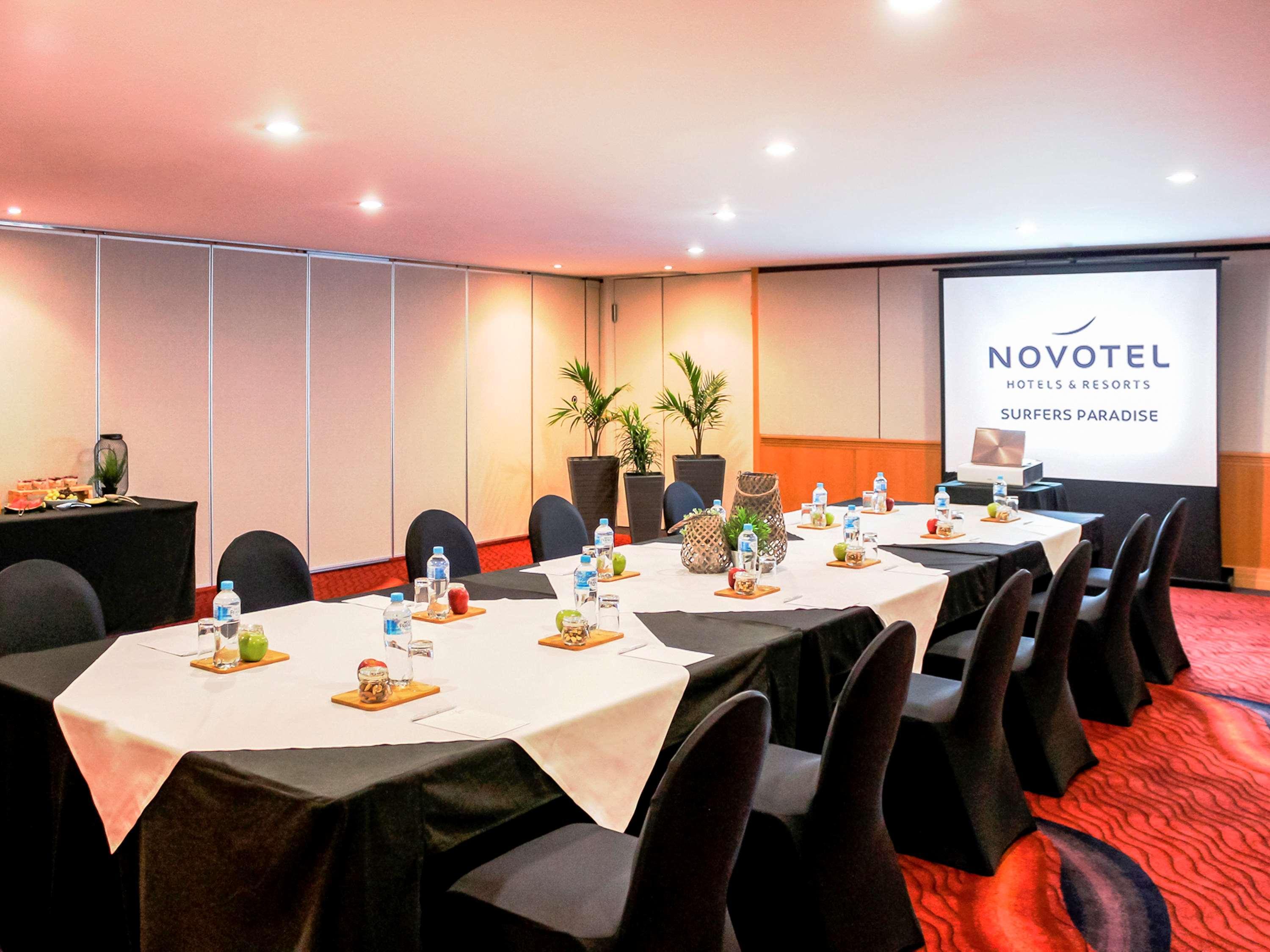 Novotel Surfers Paradise Hotel