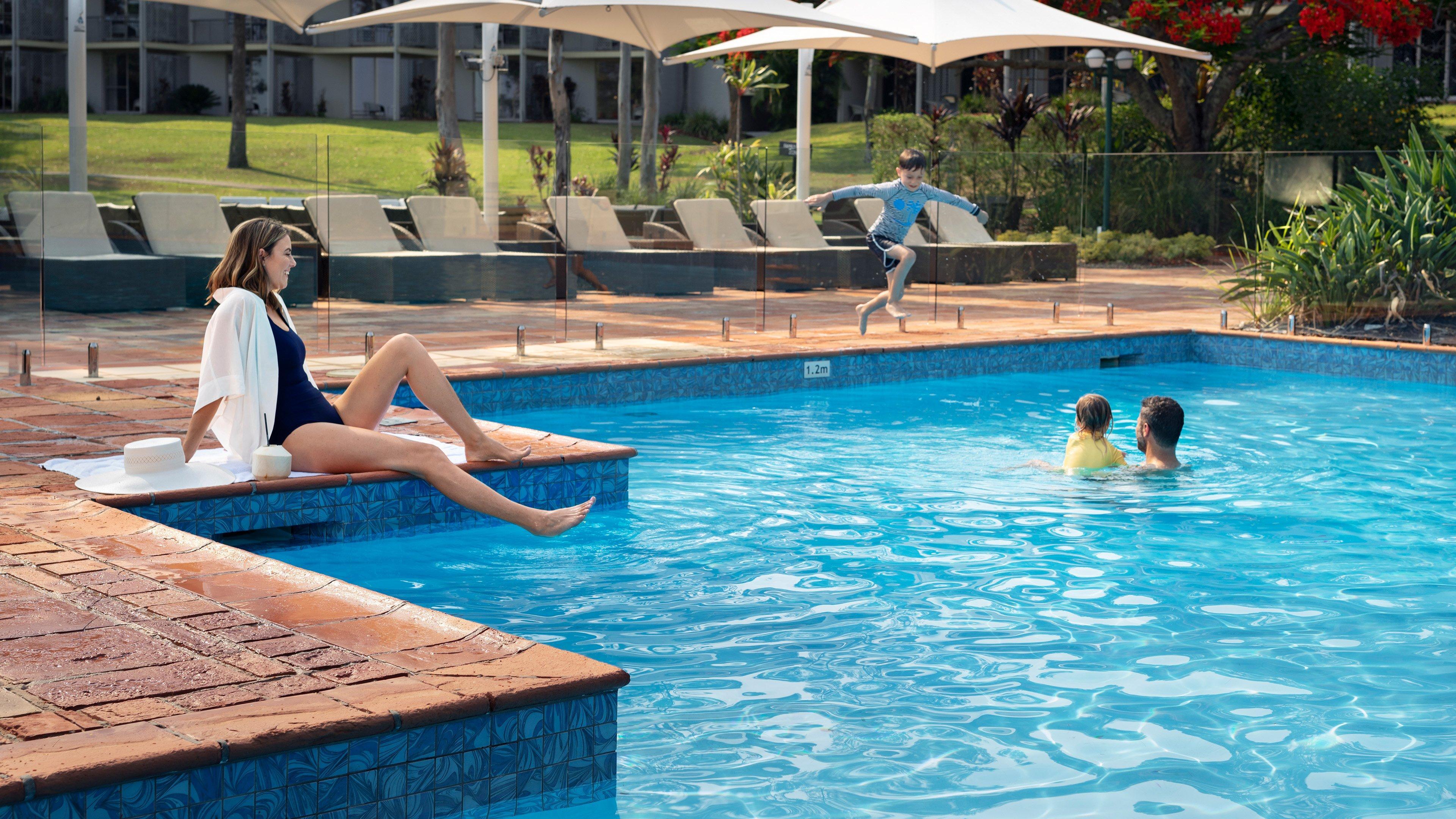 Intercontinental Sanctuary Cove By Ihg 5*