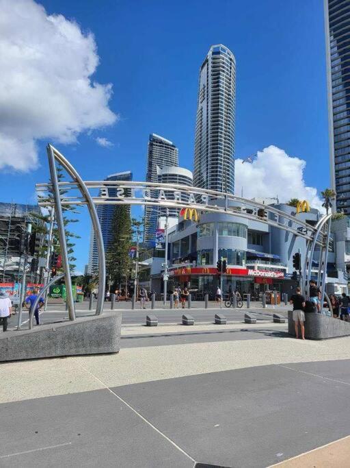 3 Bedroom Surfers Paradise * Gold Coast