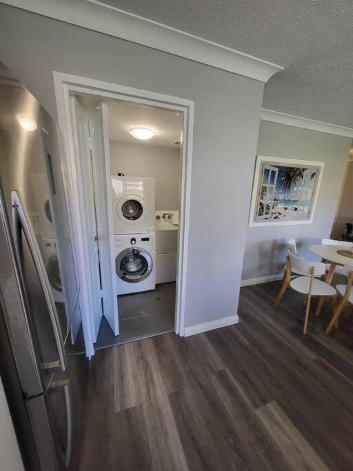 3 Bedroom Surfers Paradise Apartment