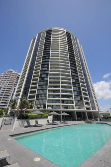Sierra Grand 2406 * Gold Coast