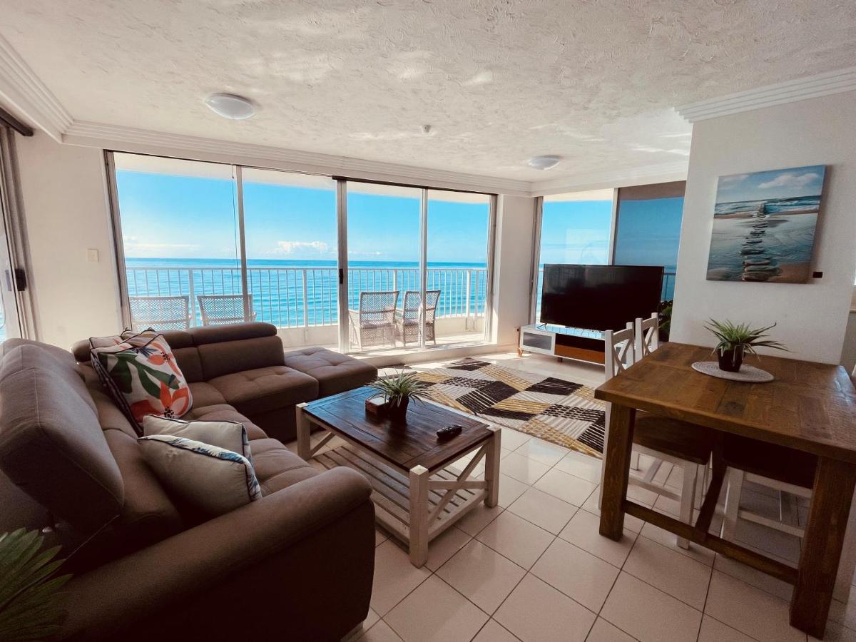 Beachside/ Paradise Views