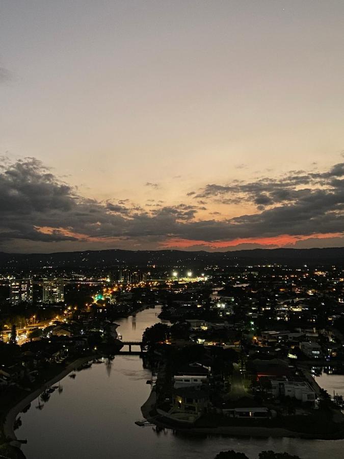 Apartment 22nd Level - New 1 Bedroom Unit In Casino Tower 1