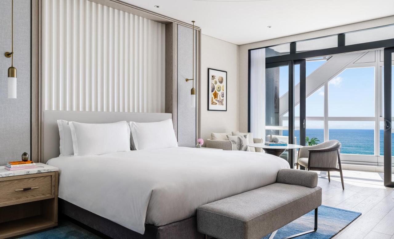 The Langham, And Jewel Residences 5*