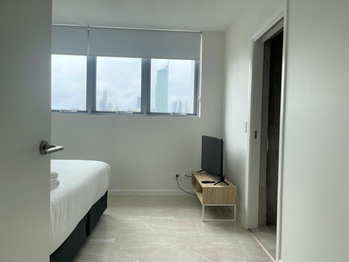 Serenity Surfers Paradise *