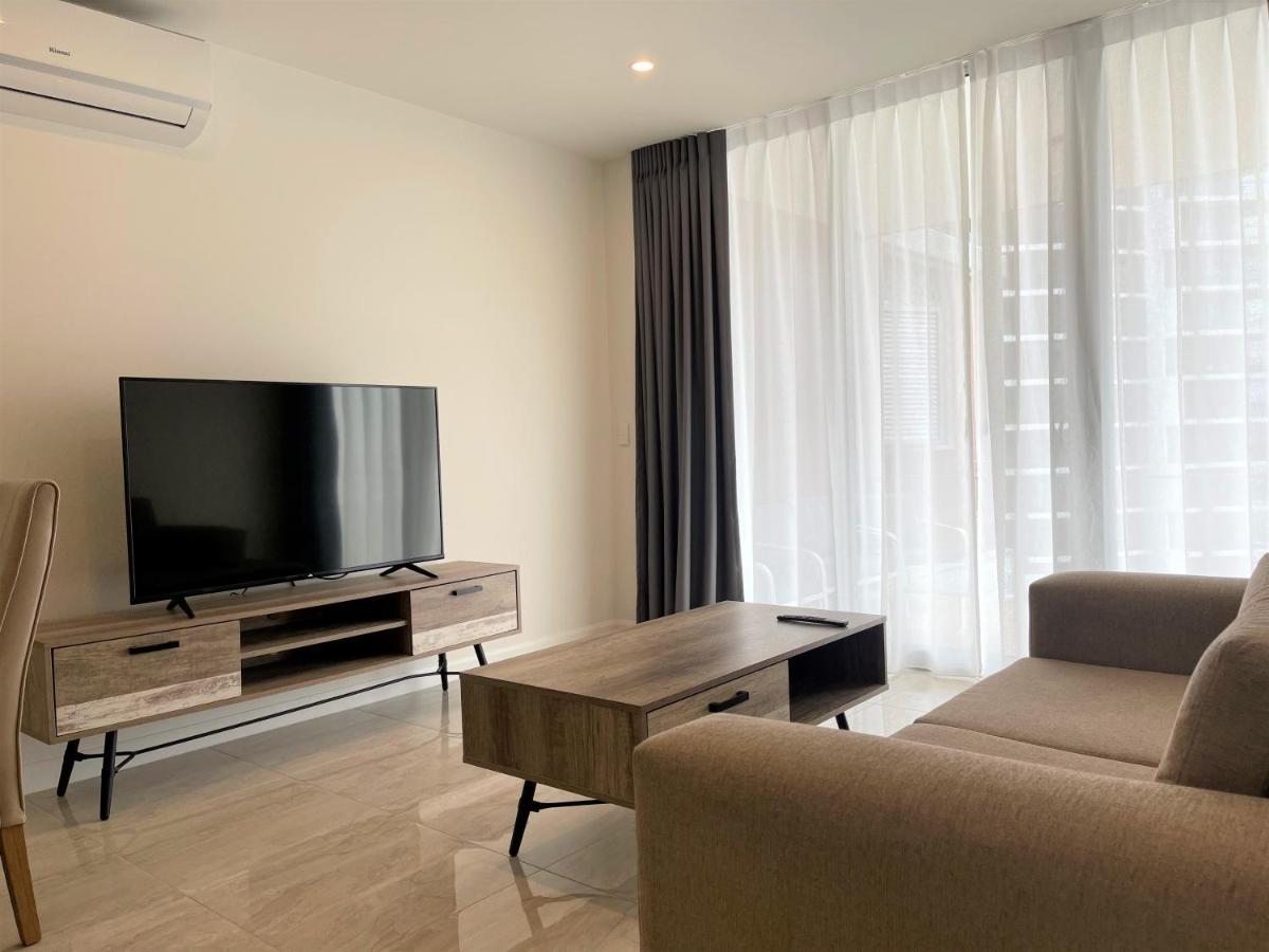 Serenity Surfers Paradise Apartment