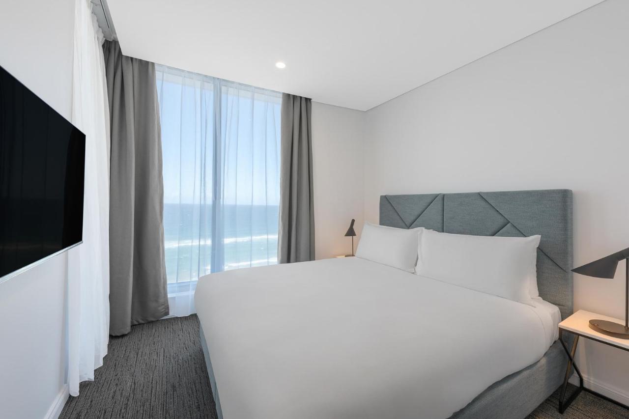 Meriton Surfers Paradise Aparthotel 5*