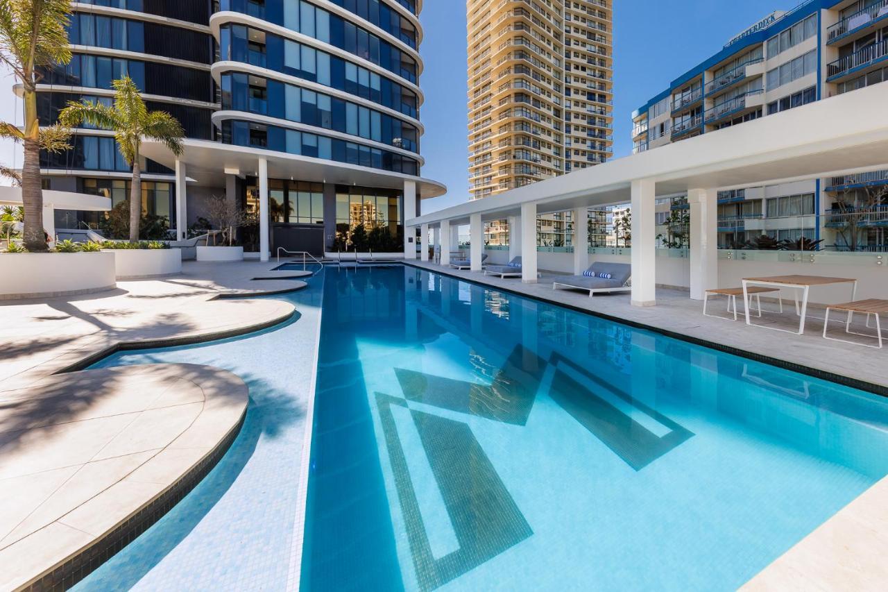 Aparthotel Meriton Surfers Paradise 5*