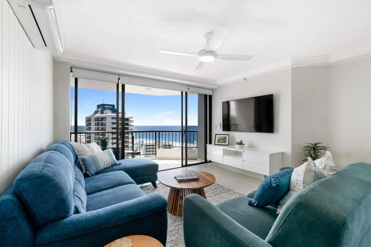 Surfers Century Oceanside Aparthotel