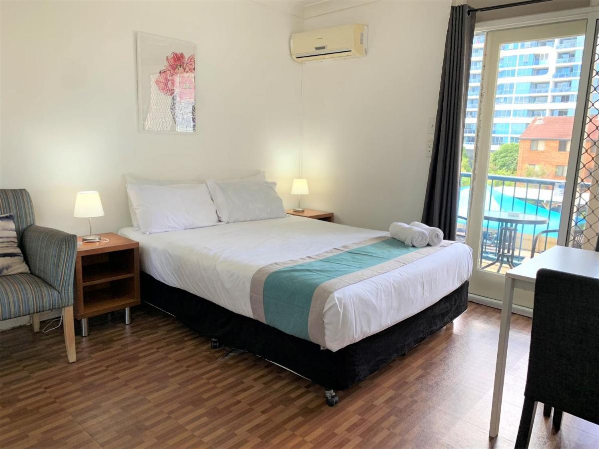 Broadwater Keys Aparthotel 3*