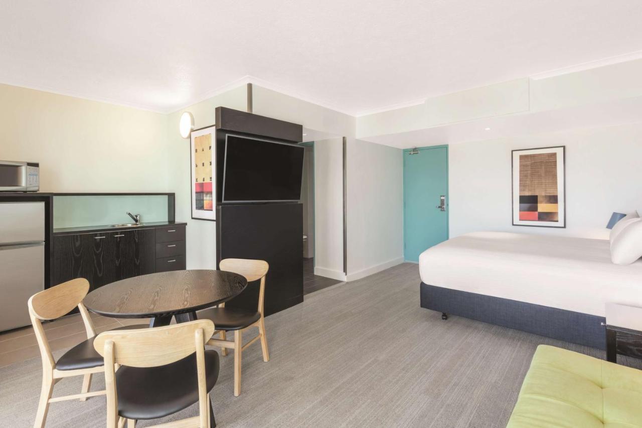 Vibe Hotel