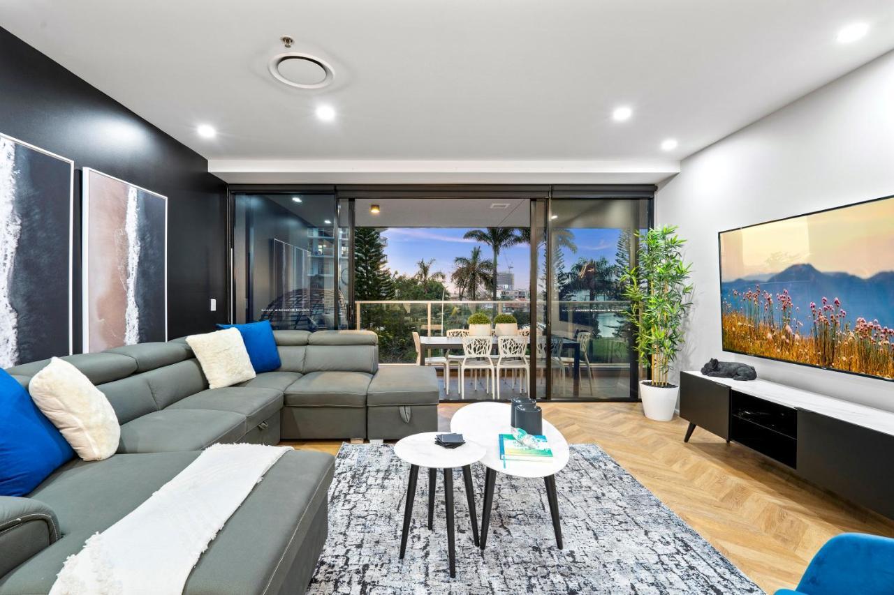 Circle On Cavill Surfers Paradise Mid Week Madness Deal - Q